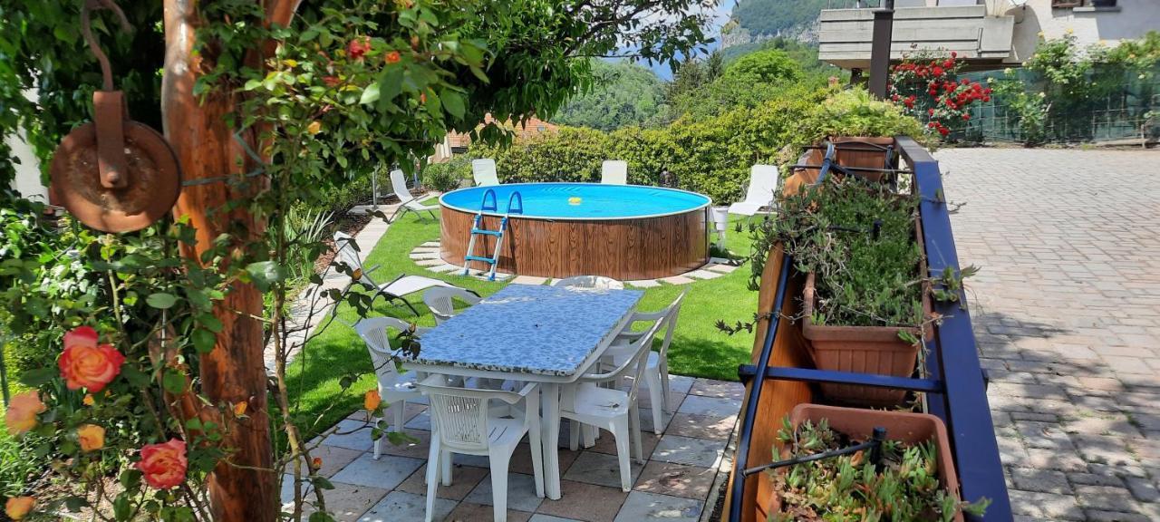 La Terrazza Casa Vacanza Carenno Bagian luar foto