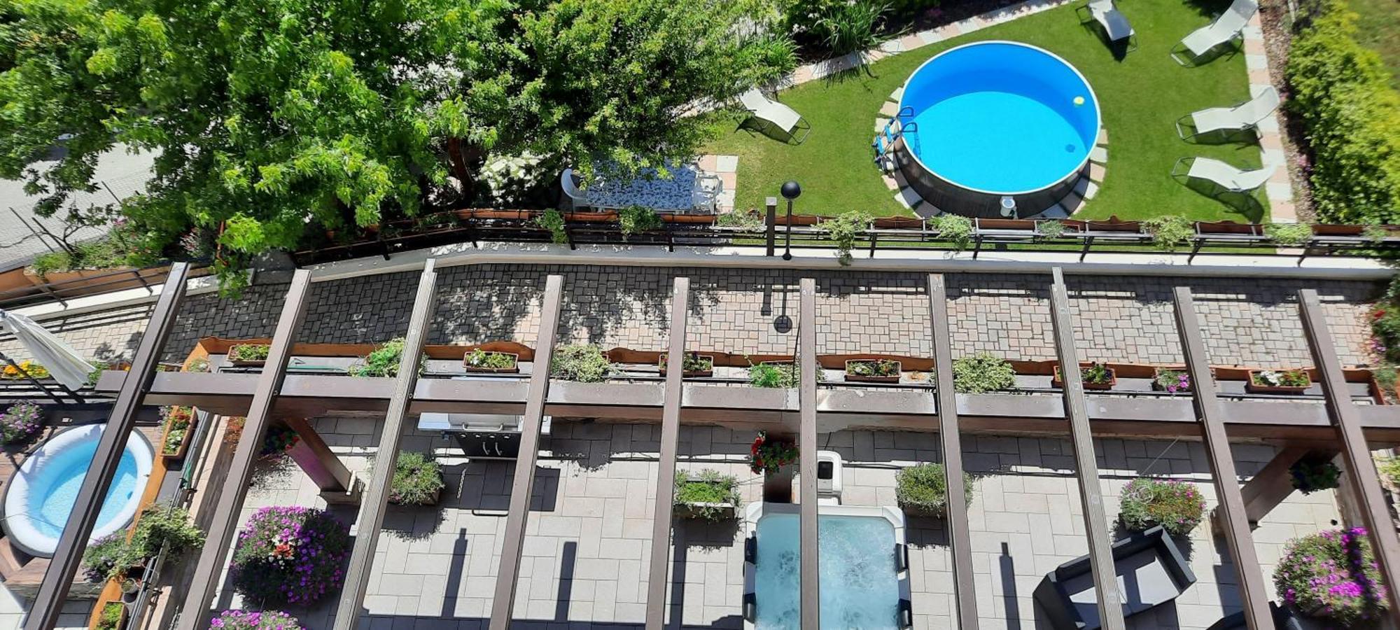 La Terrazza Casa Vacanza Carenno Bagian luar foto