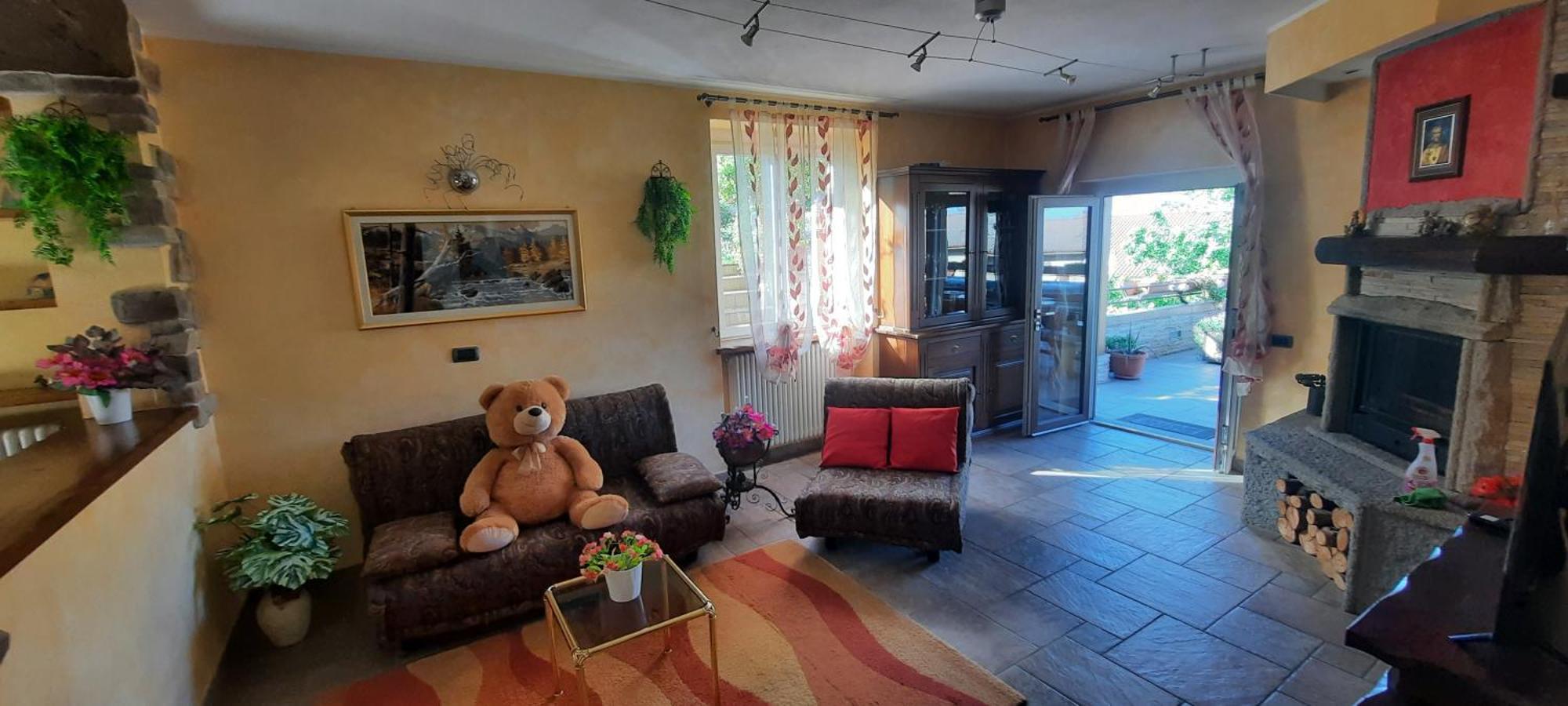 La Terrazza Casa Vacanza Carenno Bagian luar foto