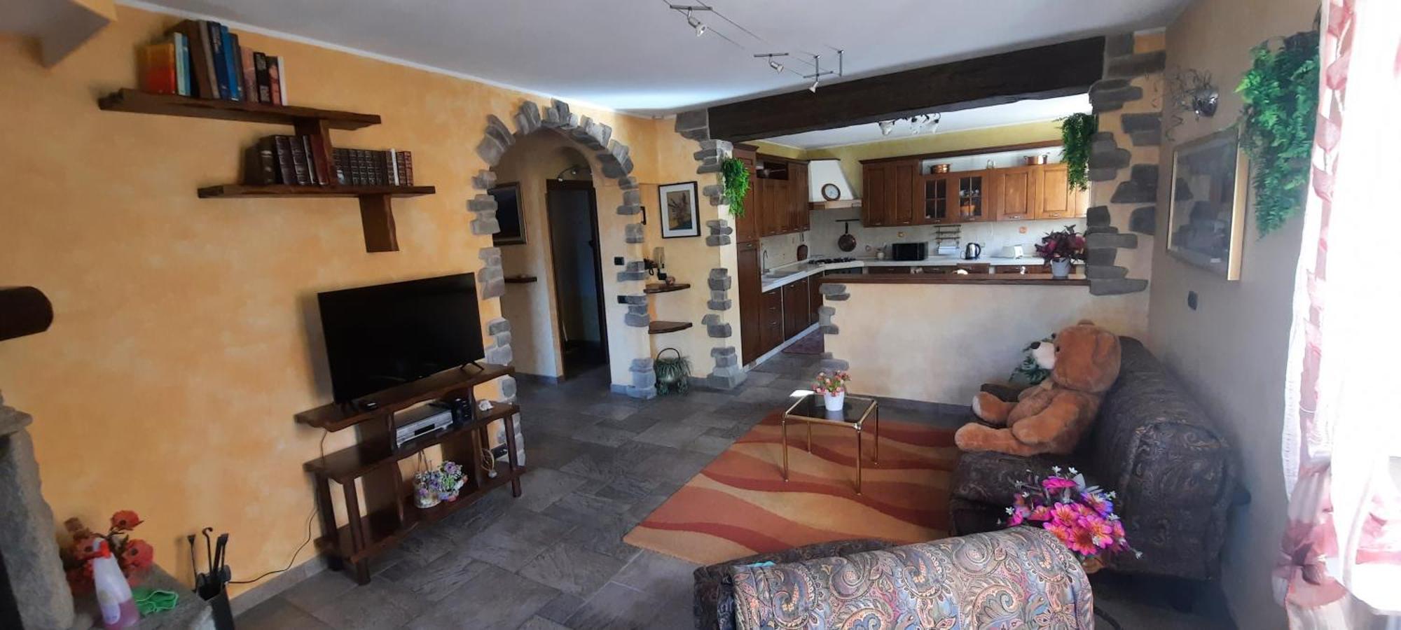 La Terrazza Casa Vacanza Carenno Ruang foto